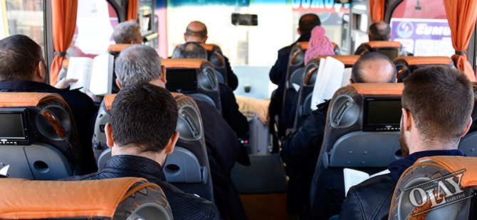 TÜRKİYE'NİN İLK KÜTÜPHANELİ YOLCU OTOBÜSÜ GÜMÜŞHANE'DEN galerisi resim 6