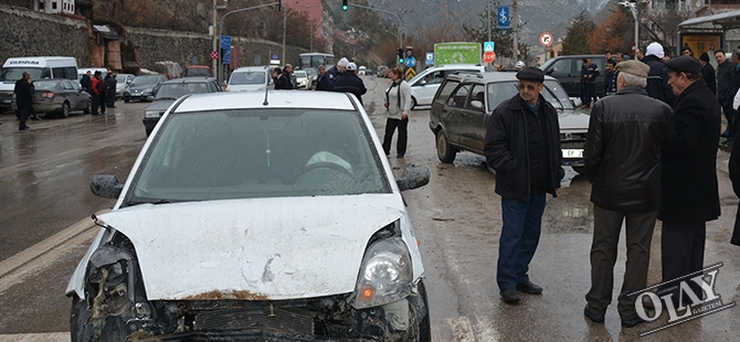 Gümüşhane'de Trafik Kazası: 4 Yaralı galerisi resim 12