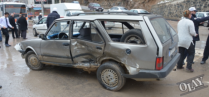 Gümüşhane'de Trafik Kazası: 4 Yaralı galerisi resim 4
