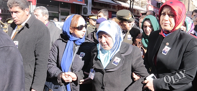 Gümüşhane Şehidini Uğurladı galerisi resim 31