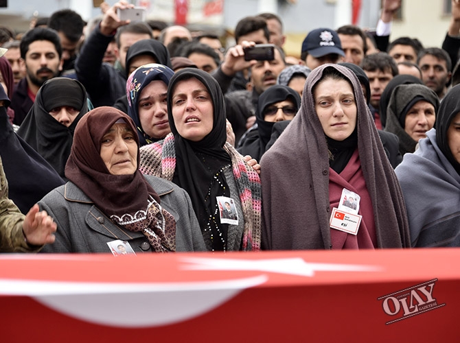 ŞEHİT ÜSTEĞMEN ERDEM KESKİN SON YOLCULUĞUNA UĞURLANDI galerisi resim 1