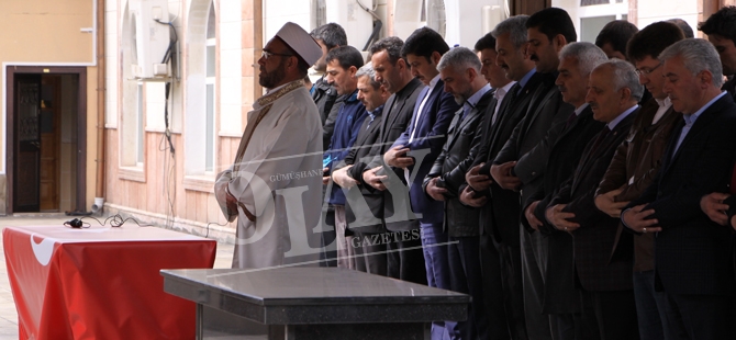 Cumhuriyet Savcısı Mehmet Selim Kiraz için Gıyabi Cenaze Namazı Kılındı galerisi resim 3