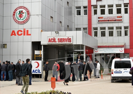 GÜMÜŞHANE'DE TRAFİK KAZASI: 1 ÖLÜ, 3 YARALI galerisi resim 4