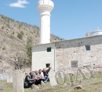 Ermenilerin katlettiği dedelerini andılar galerisi resim 4