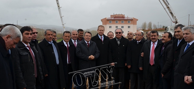 Köse İrfan Can Meslek Yüksek Okulu öğrenci yurdunun temeli atıldı galerisi resim 2