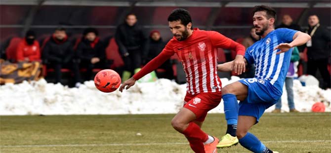 Gümüş hakem kurbanı: 2-2