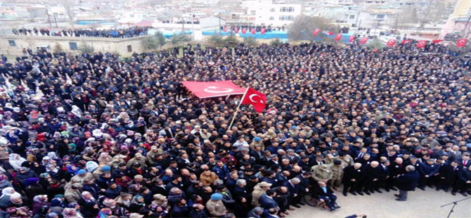 TÜRKİYE ŞEHİTLERİNİ UĞURLADI