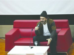 Seslendirme Sanatçısı Mesud Uz Öğrencilerle Buluştu