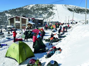 Dağcılar Zigana’da Kamp Kurdu