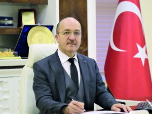 REKTÖR ZEYBEK’TEN REGAİB KANDİLİ MESAJI