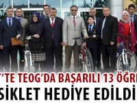 KELKİT’TE TEOG’DA BAŞARILI 13 ÖĞRENCİYE BİSİKLET HEDİYE EDİLDİ