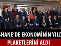 GÜMÜŞHANE’DE EKONOMİNİN YILDIZLARI PLAKETLERİNİ ALDI