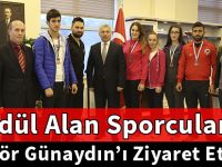 Ödül Alan Sporcular Rektör Günaydın’ı Ziyaret Etti