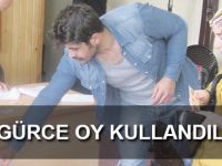 ÖZGÜRCE OY KULLANDILAR