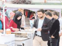 KYK 15 TEMMUZ DEMOKRASİ ŞEHİTLERİ ANISINA AŞURE DAĞITTI
