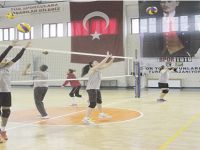 Gümüş Kızlar Mağlubiyeti Unutmak İstiyor