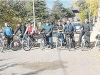 PEDALLER SAĞLIKLI GENÇLER İÇİN DÖNÜYOR