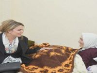 BAYAN MEMİŞ, ENGELLİ, YAŞLI VE ÇOCUKLARI ZİYARET ETTİ