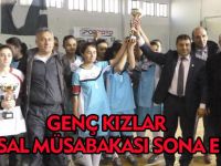 GENÇ KIZLAR FUTSAL MÜSABAKASI SONA ERDİ