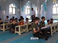 ÇOCUKLAR ÖNCE KURAN-I KERİM EĞİTİMİ ALIYOR, SONRA SPOR YAPIYORLAR