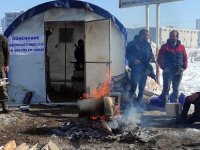 DEPREMZEDELERE SICAK ÇORBA YAPIP DAĞITIYORLAR