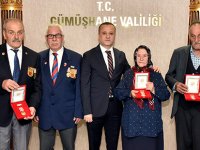 KKKTC’NİN GÖNDERDİĞİ MADALYALAR GAZİLERE TAKDİM EDİLDİ