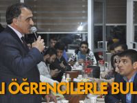 CANLI ÖĞRENCİLERLE BULUŞTU