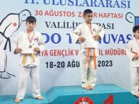 JUDO TAKIMIMIZ MADALYALARLA DÖNDÜ