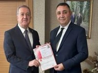 ECZACI VEDAT SONER BAŞER, GÜMÜŞHANE BELEDİYE BAŞKANLIĞI İÇİN MHP’DEN MÜRACAATINI YAPTI