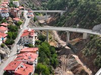 GÜMÜŞHANE'DE BENTLERDEN GEÇİT YOK