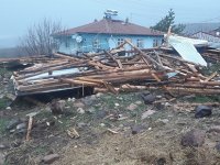 FIRTINA 20 ÇATIYI YIKTI