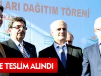TÖRENLE TESLİM ALINDI