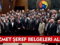 HİZMET ŞEREF BELGELERİNİ ALDILAR