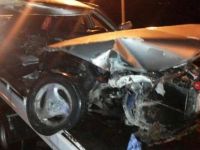 Ordu'da otomobil bariyerlere çarptı: 1 ölü, 1 yaralı