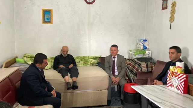 1 Ekim Dünya Yaşlılar Günü’nde Büyükler Unutulmadı