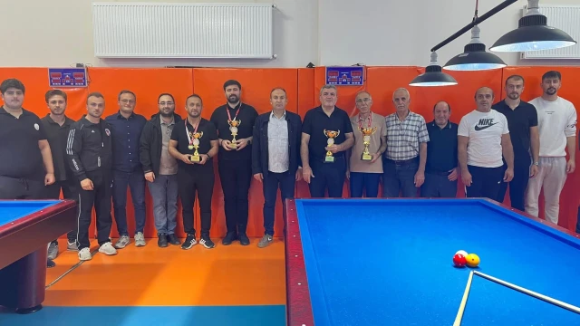 3 Bant Bilardo İl Şampiyonası Nefes Kesti