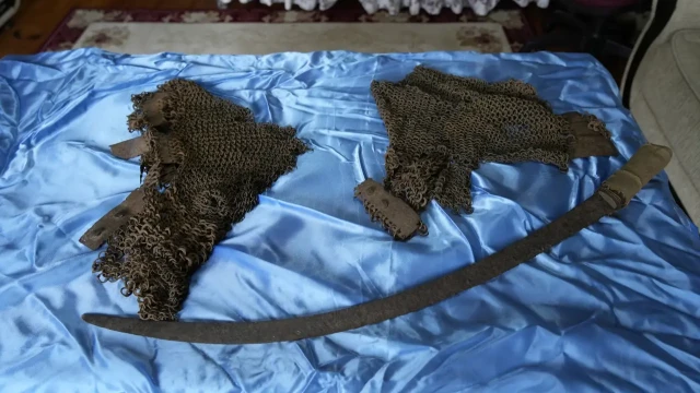 700 Yıllık Miras: Güvenç Abdal’ın Kılıcı ve Zırhı Gümüşhane’de Korunuyor