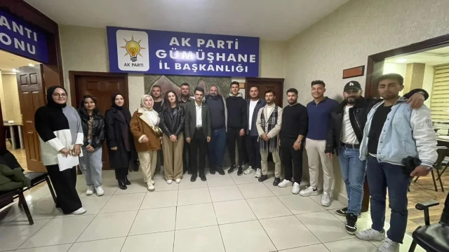 AK Parti Gümüşhane Gençlik Kolları İlçe Koordinatörleri Toplantısı Gerçekleştirildi