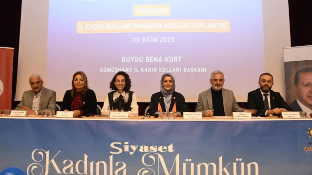 Ak Parti Gümüşhane Kadın Kolları’ndan Tarihi İl Danışma Meclisi Toplantısı