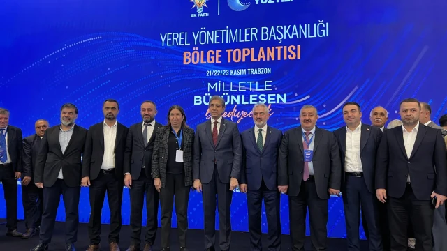 AK Parti Gümüşhane, Trabzon’daki Yerel Yönetimler Bölge Toplantısında