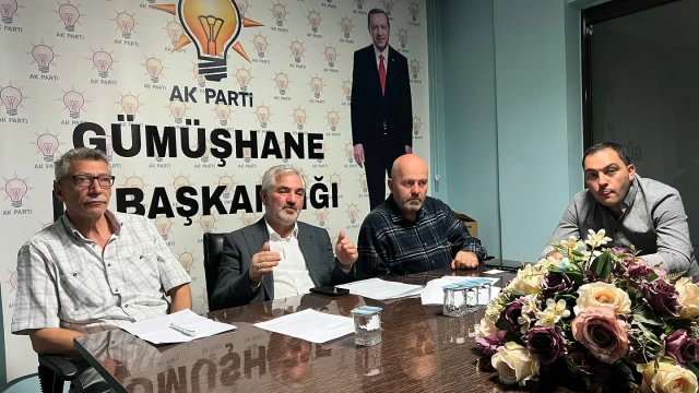 AK Parti Gümüşhane’de Haftalık Toplantı Yapıldı