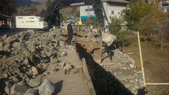 Bahçeli Belediye Başkanı Tanış: “Yol Çalışmaları Gümüşhane Turizmine Değer Katacak”
