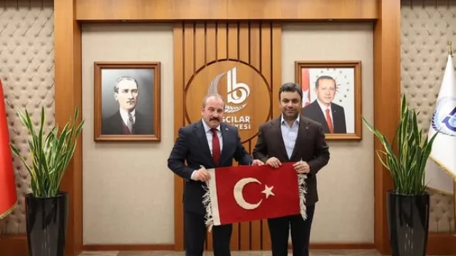 Bahçeli Belediye Başkanı Tanış’tan Bağcılar Belediyesi’ne Ziyaret