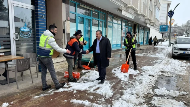 Başkan Yılmaz: “Kar berekettir, emek başarının temelidir”