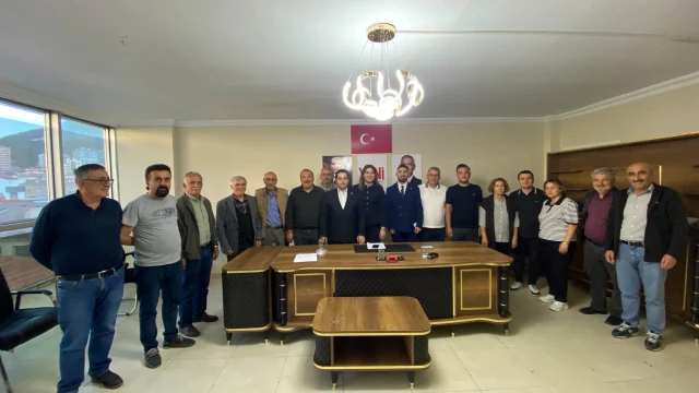 Belgin Öktem Yeniden YENİ Parti Merkez İlçe Başkanı — Fotoğraf 4