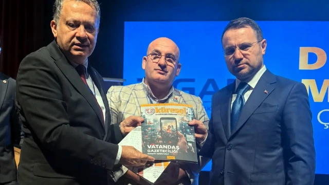 Dim, gazetecilik yasası taslağını Bakan Gürlek'e sundu