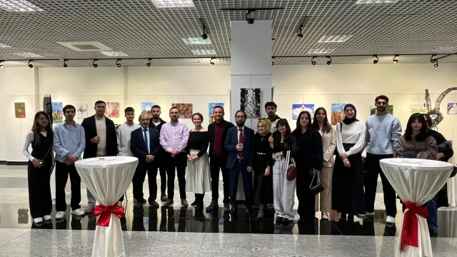 Geleceğin ressamlarından Öğretmenler Günü’ne özel sergi