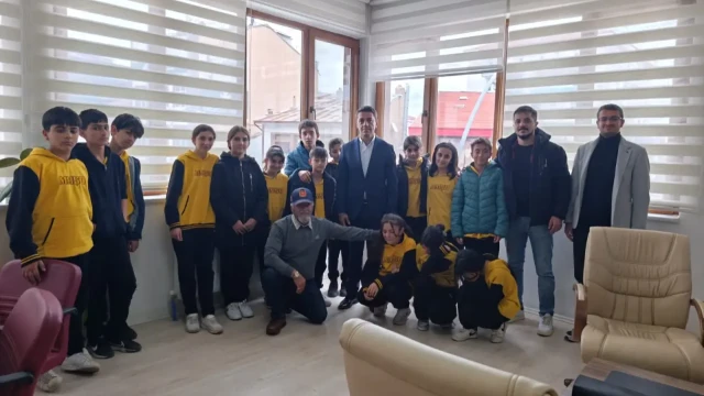 Geleceğin Sosyal Hizmet Elçileri Kelkit SHM’de Uygulamalı Tanıtım Programına Katıldı