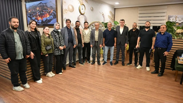 GTSO Başkan Adayı Canlı: “Konuşan Değil, Dinleyen Başkan” — Fotoğraf 2