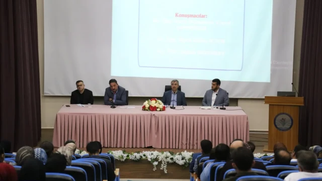 GÜ’de “Gazze: Küresel Vicdan, Siyonist Plan ve Bizim Sorumluluğumuz” Paneli